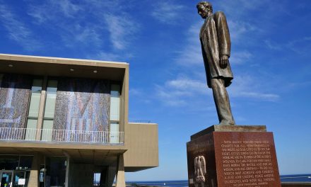 Gaetano Cecere’s Abraham Lincoln statue has remained a cherished Lakefront memorial for decades