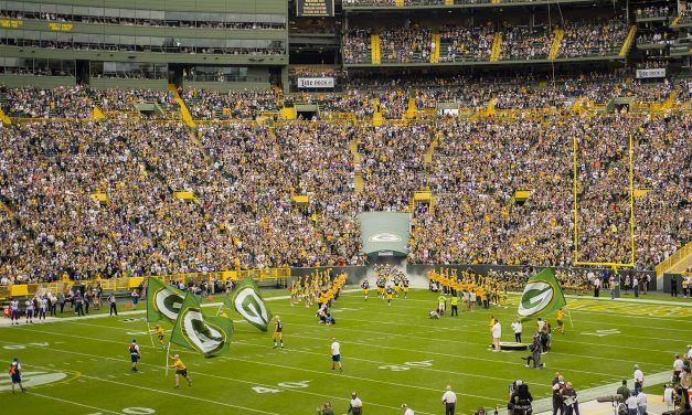 José Vásquez: Packers honor Milwaukee educator with Hispanic Heritage Leadership Award