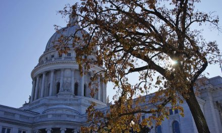 Executive Order will make Wisconsin agencies set anti-discrimination policies for the workplace