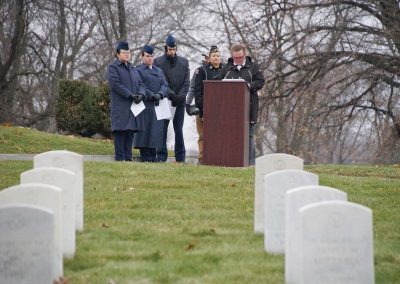 m121419_wreathwoodcemetery_0413