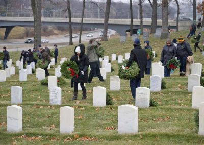 t121419_wreathwoodcemetery_1063