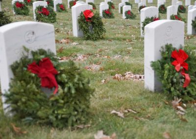 t121419_wreathwoodcemetery_1163