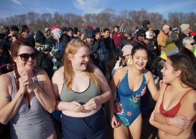 010120_polarplunge_0370y_0509