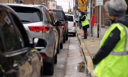Milwaukee rolls out “drive-up” option for early voting to eliminate risk of COVID-19 exposure