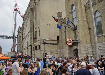 2017_051317_pabststreetparty_0802