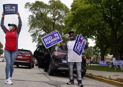 100320_bidenyardsign_158