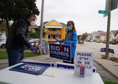 100320_bidenyardsign_289