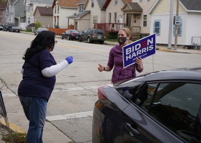 100320_bidenyardsign_325