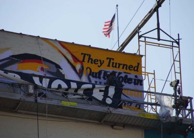 101020_votemural_083