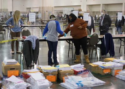 c112320_voterecountday04_0698