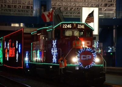 x5_120618_cpholidaytrain_0330