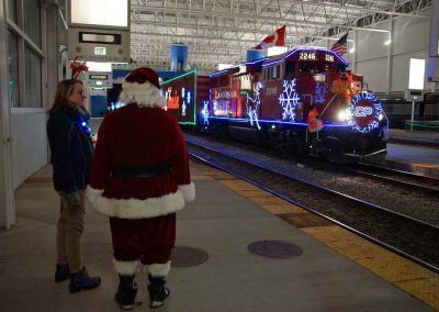 x5_120618_cpholidaytrain_0338