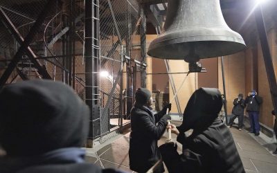 Milwaukee welcomes 2022 by ringing the historic Solomon Juneau Bell at City Hall on New Year’s Eve