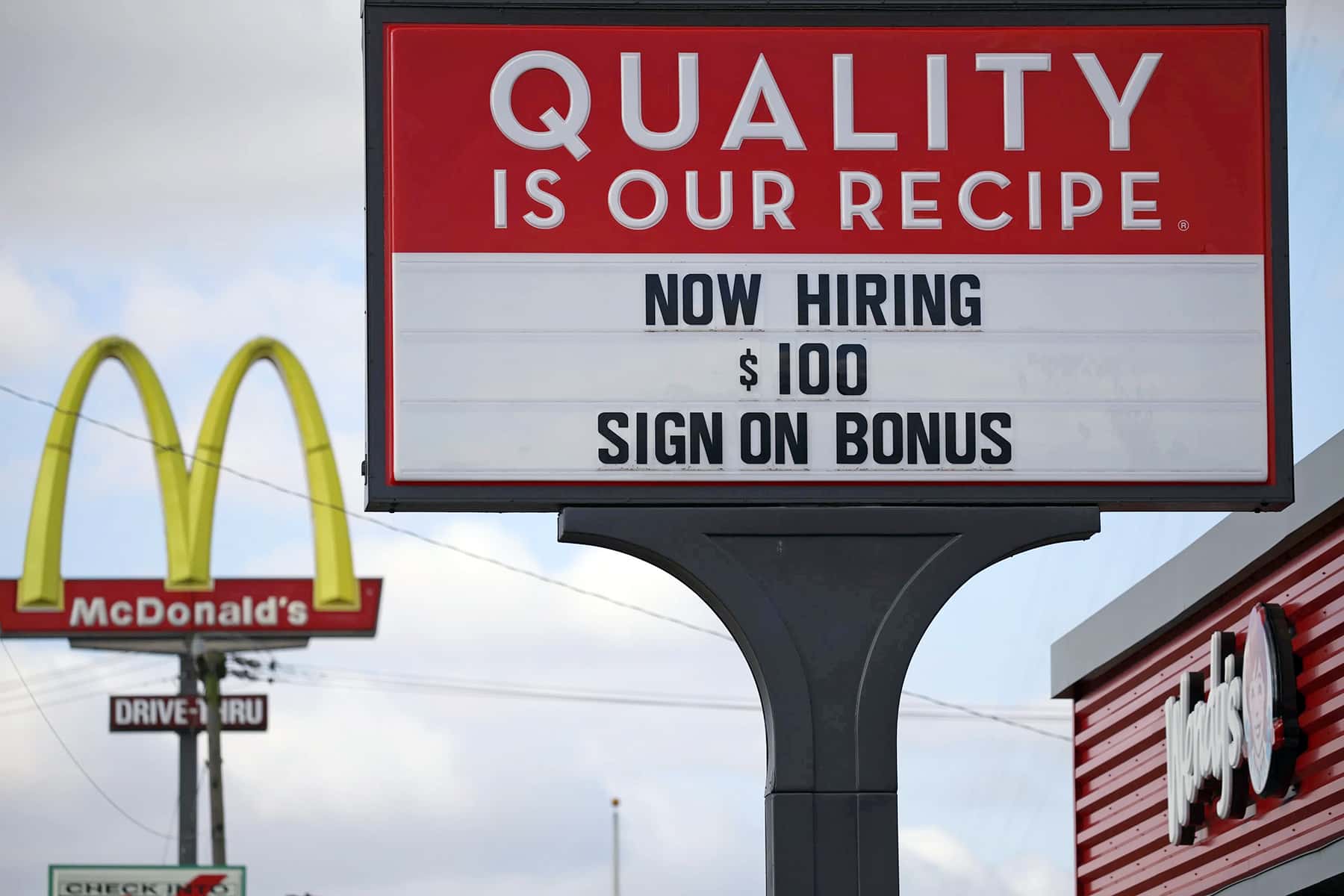 McDonald's worker rage-quits with sign at drive-thru