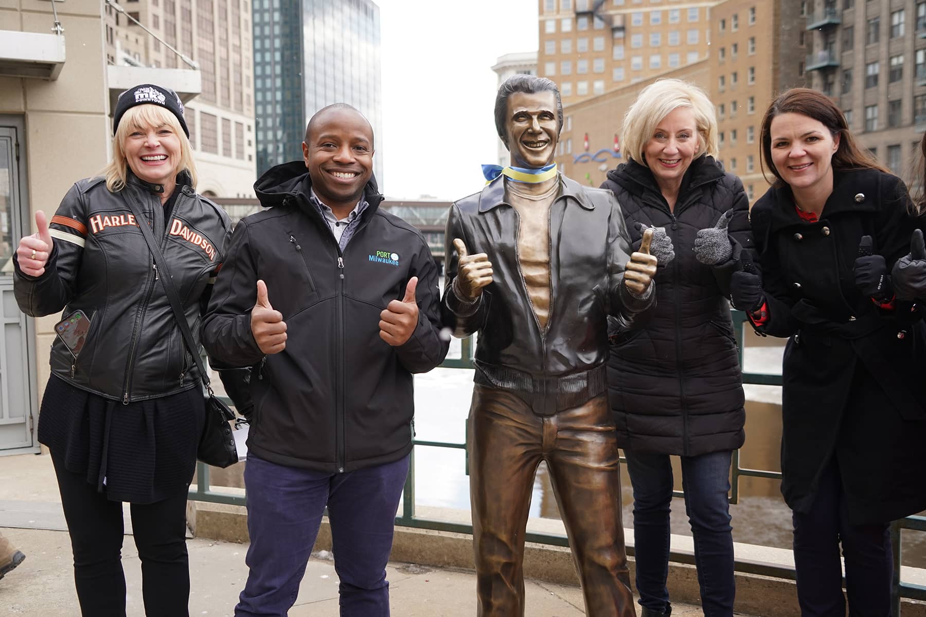 Days: Milwaukee's welcomes the return of a newly refreshed Bronze Fonz | Milwaukee