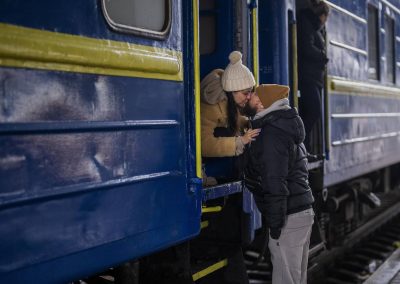 b10_030922_UkraineWarTrain_VadimGhirda_03