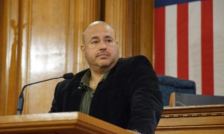 Alderman José G. Pérez unanimously chosen as Milwaukee’s first Hispanic Common Council President