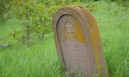 Images from Ukraine: An unexpected encounter with Jewish history and the bloody legacy of persecution