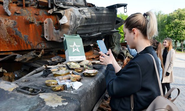 Destroyed War Machines: Ukraine follows the ancient practice of trophy displays to ridicule Russia