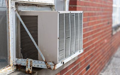 Scarce air conditioning: Milwaukee’s most at risk residents endure a lack of cooling assistance