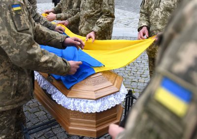 092522_UkraineDefendersDay_05_STK_BumbleDee_14