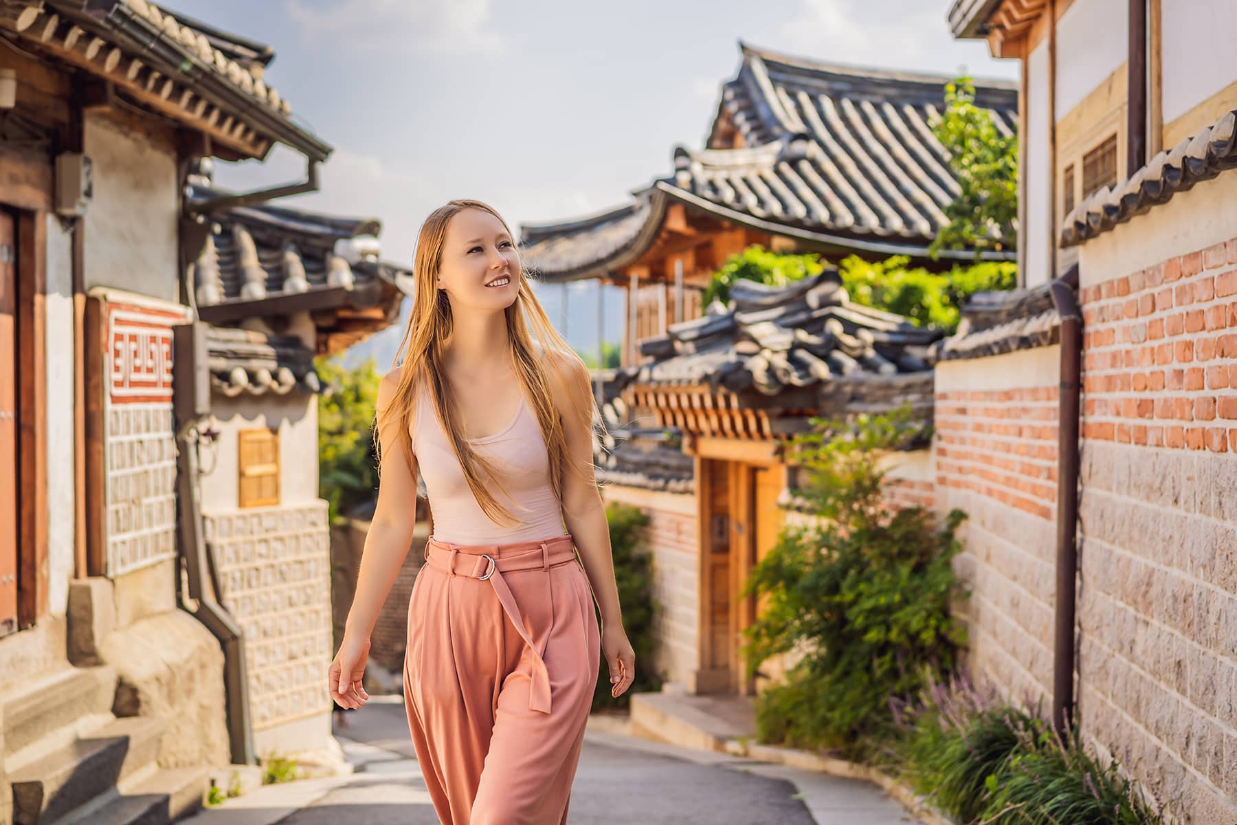 01b_110122_ForeignInfluencerKorea_STK_ElizavetaGalitckaia_06