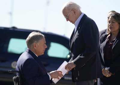 010923_BidenBorderVisit_07_AndrewHarnik