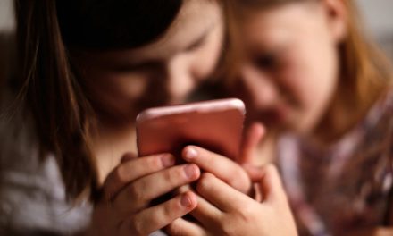 Surgeon General issues warning over profound risk of harm to children from exposure to social media