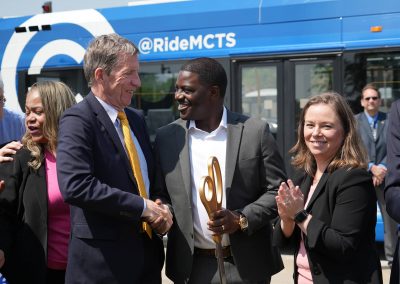 060523_RibbonCuttingBRT_1626