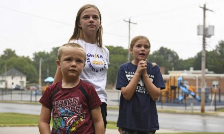 Parents face the challenge of “day 5” as more schools are adopting 4-day weeks