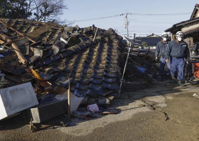 b_010324_JapanEarthquake_08_KyodoNews