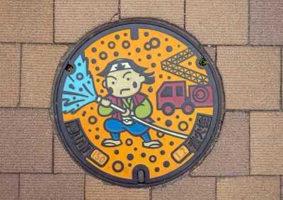 040324_ManholeCovJP_x05