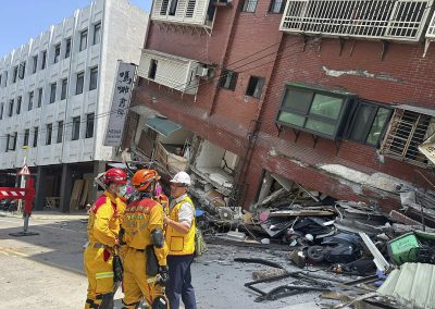 040324_TaiwanEarthquake_04b_NationalFireAgency