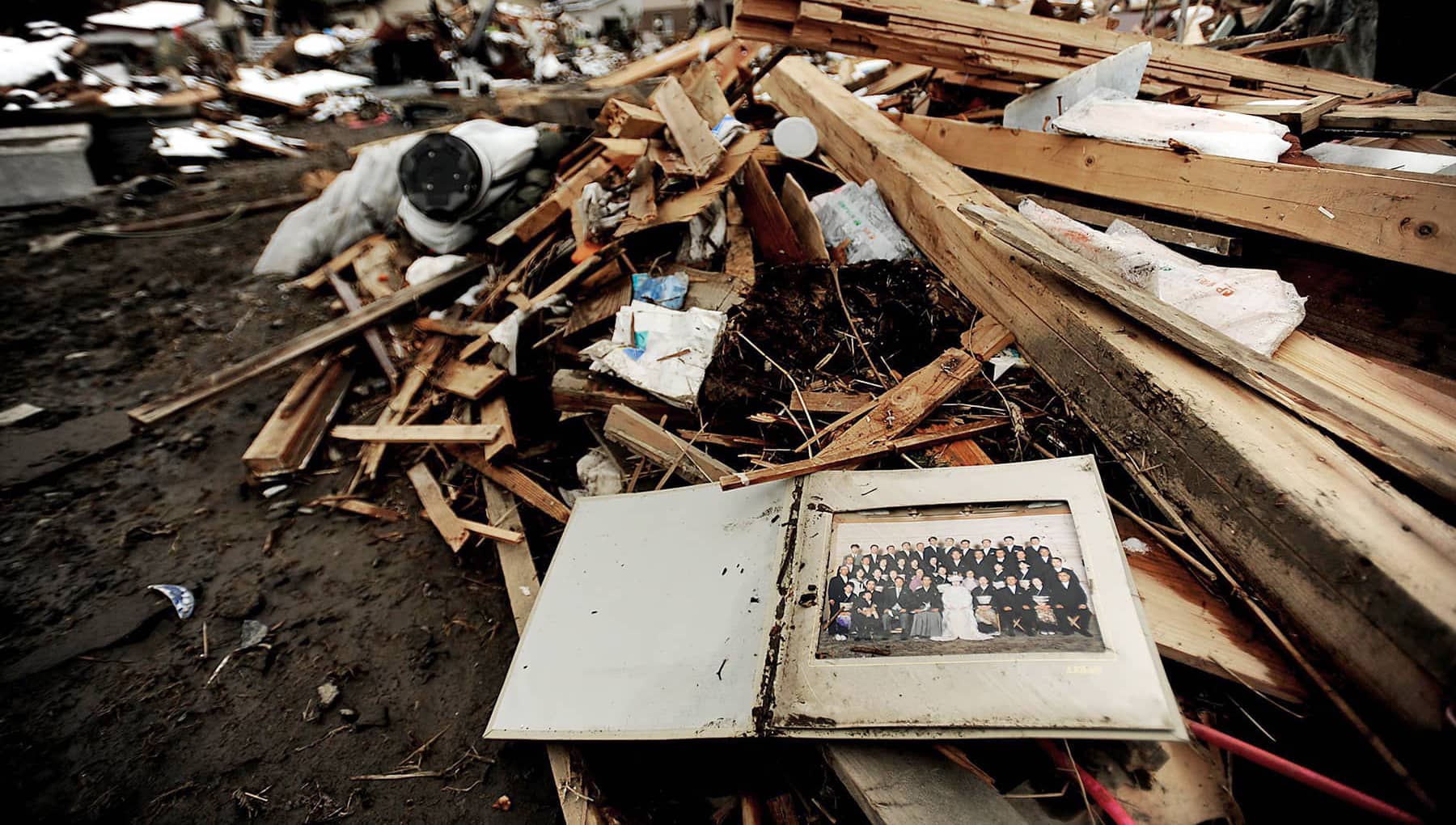 "I Lost Everything" – The Unseen Scars Of Milwaukee'S Flood - bhsnfg9