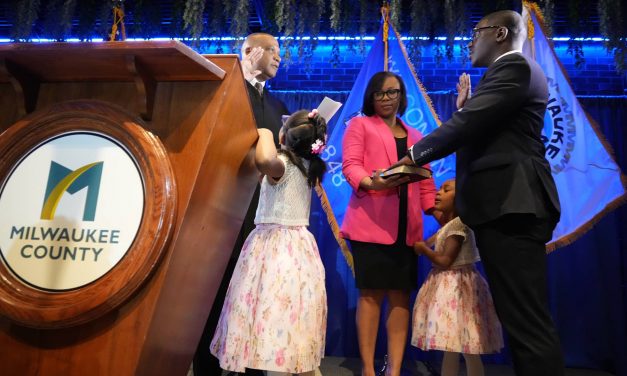 Community Building: David Crowley takes Oath of Office for second term as Milwaukee County Executive