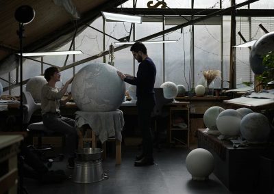 041024_AgeOfGlobes_a10_KinCheung