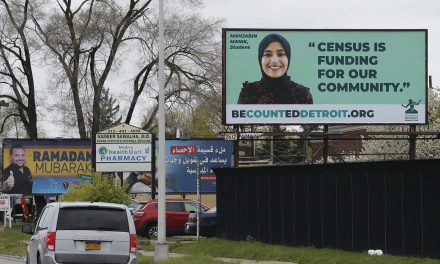 Census data shows how Americans with Middle Eastern and Hispanic ethnicity differ in racial identity