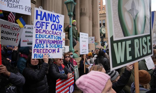 Thousands rally in Milwaukee as part of nationwide “Hands Off!” demonstrations against Trump and Musk