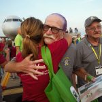Thousands attending EAA AirVenture 2025 welcome Vietnam veterans on the Yellow Ribbon Honor Flight