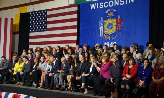 Milwaukee leaders welcome President Obama