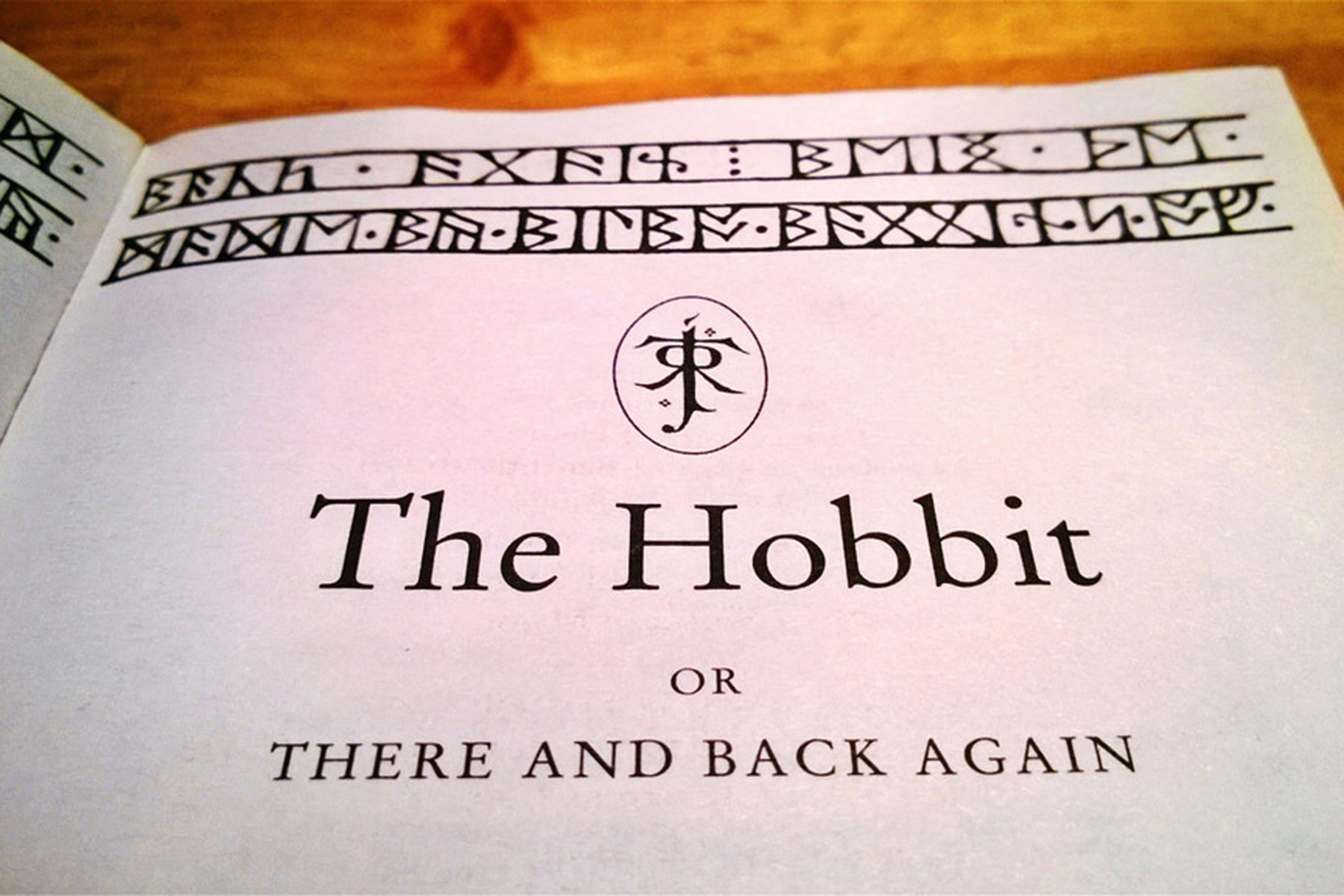 hobbit_book_01