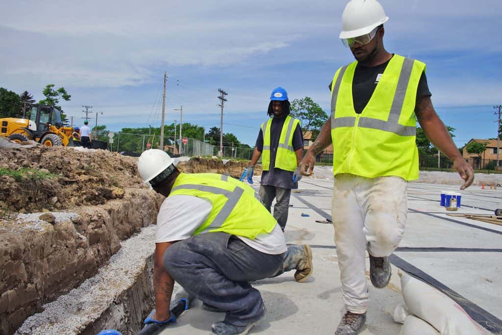 00_061617_youthbuild_0479