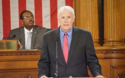 Mayor Tom Barrett presents difficult cuts in proposal for 2018 city budget