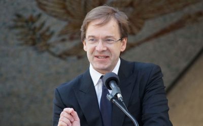 Chris Abele and Microsoft partner to fund expansion of Computer Science in local High Schools