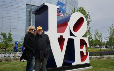 Robert Indiana’s “The American LOVE” Sculpture finds permanent home at Milwaukee Art Museum