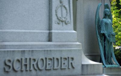 Iconic bronze angel statue of Schroeder family stolen from Forest Home Cemetery