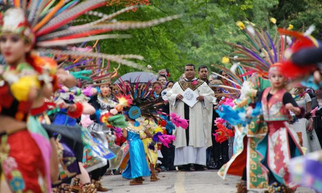 Day of the Dead Remembrance celebrated at Forest Home Cemetery