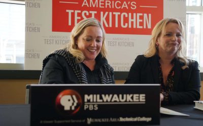 Hosts of “America’s Test Kitchen” exchange recipes with Milwaukee’s cooking fans