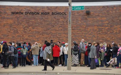 Barack Obama speaks at North Division High to reinvigorate black voters in 53206