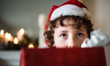 Evangelicals make people of faith choose sides in their clandestine War on Christmas